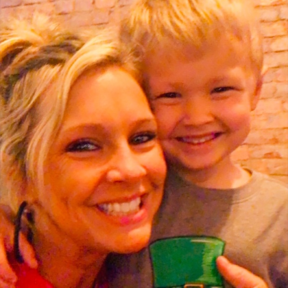 Meet your Posher, Samantha - Picture 1 of 1